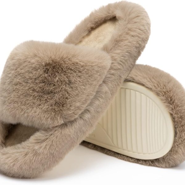 Women's Slippers Memory Foam House Bedroom Slippers for Women Fuzzy Plush Comfy Faux Fur Lined Slide Shoes Anti-Skid Sole Trendy Gift Slippers